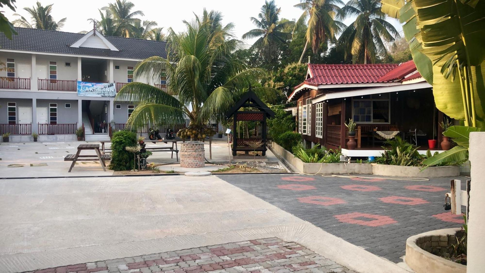 Lakse Inn Homestay Kampong Pengkalan Maras Eksteriør billede